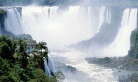 Iguacu vandfaldene i Brasilien